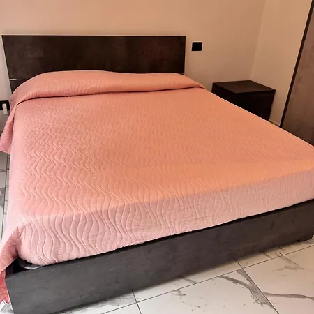 Appartamento Tortona Lejlighed